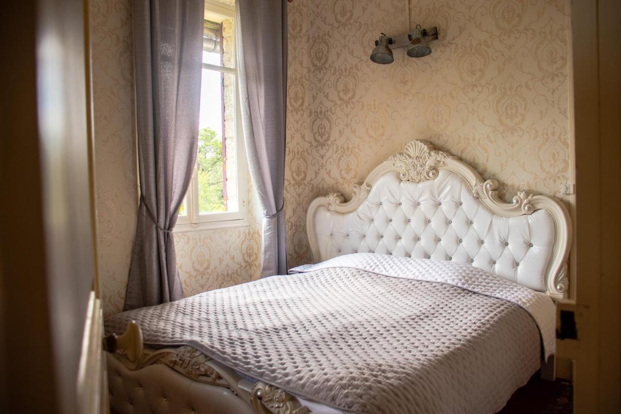 Hotel Le Pavillon De St Agnan Hautefort Zewnętrze zdjęcie
