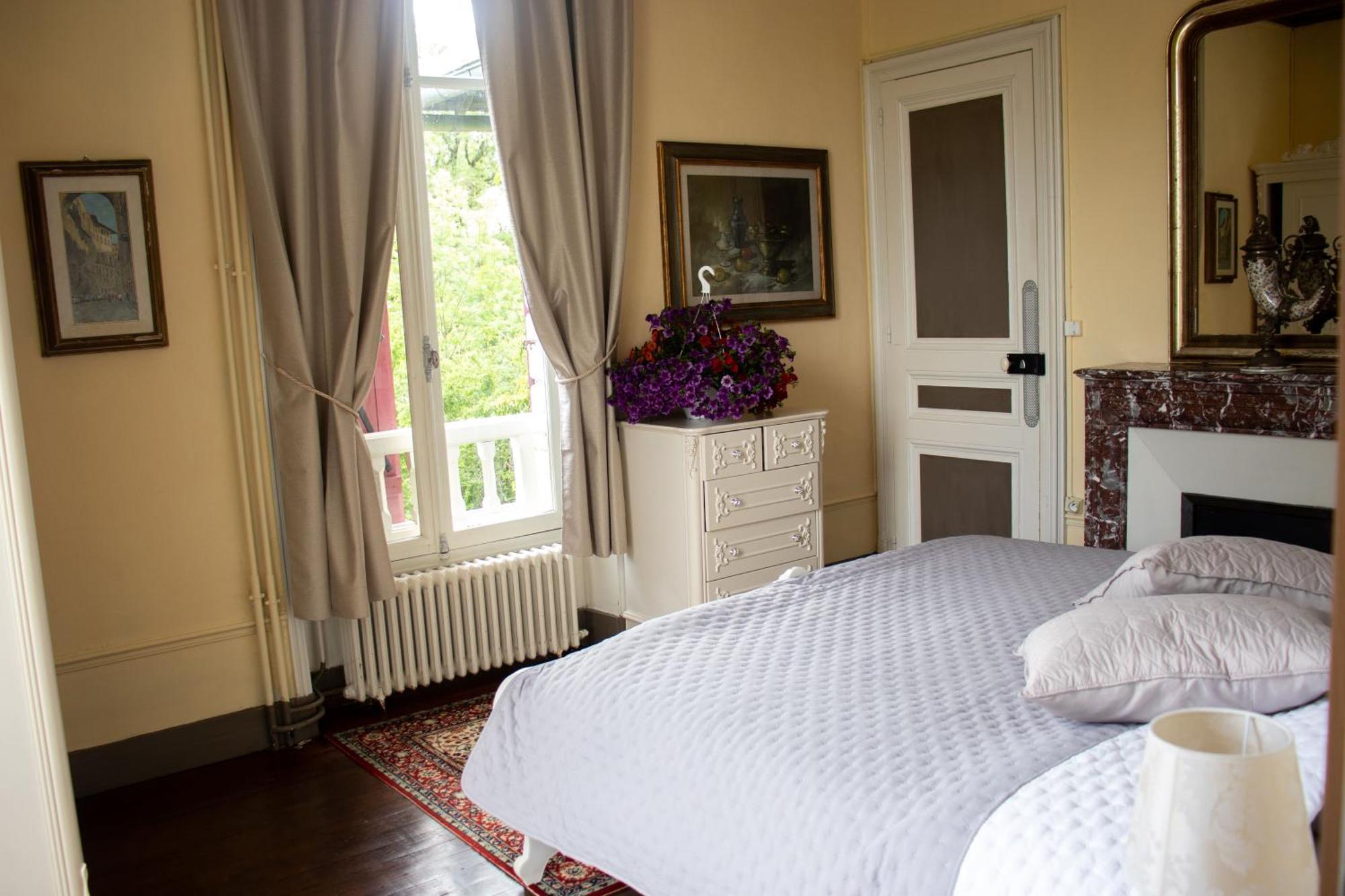 Hotel Le Pavillon De St Agnan Hautefort Zewnętrze zdjęcie